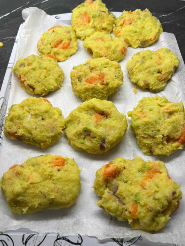 Polpette di verdure su teglia